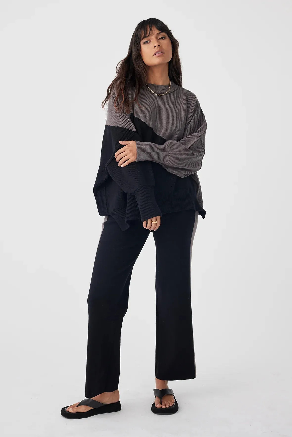 Arcaa Neo Pant - Black & Grey