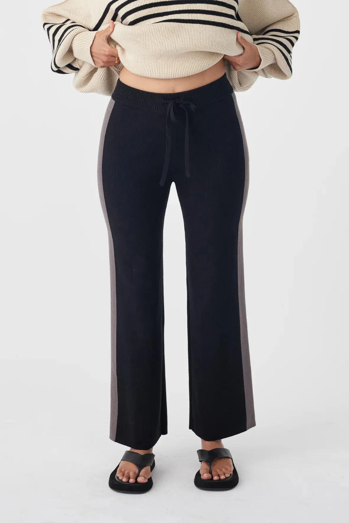 Arcaa Neo Pant - Black & Grey