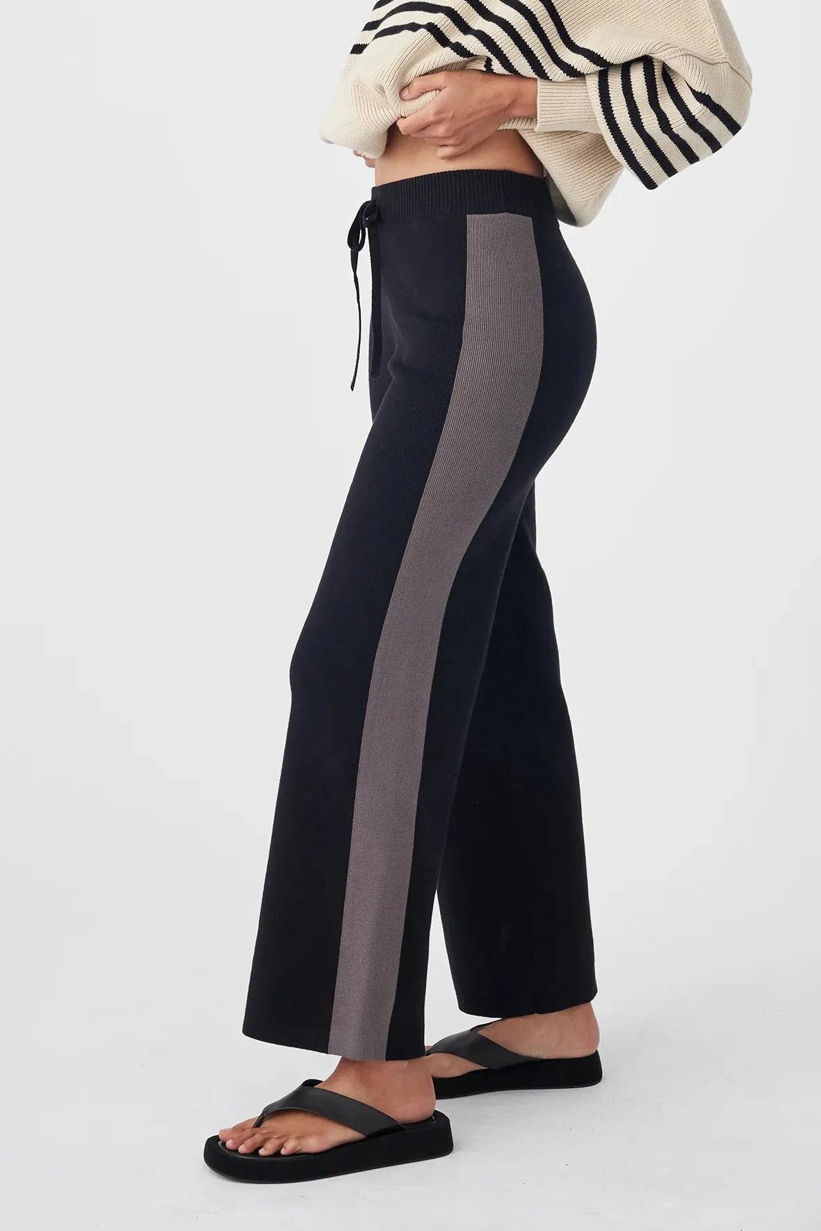 Arcaa Neo Pant - Black & Grey