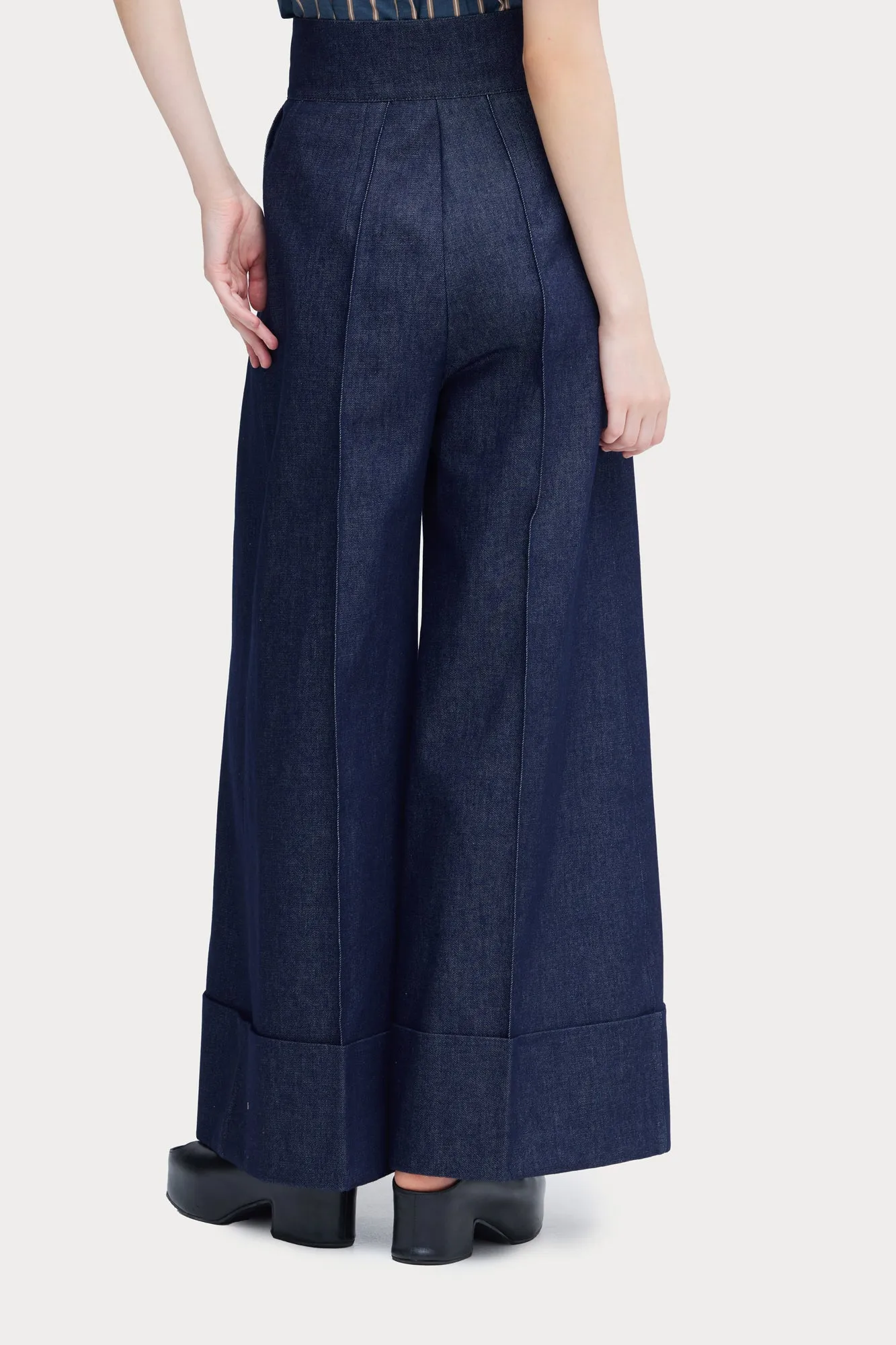 Casual High-Rise Flared Denim Pants